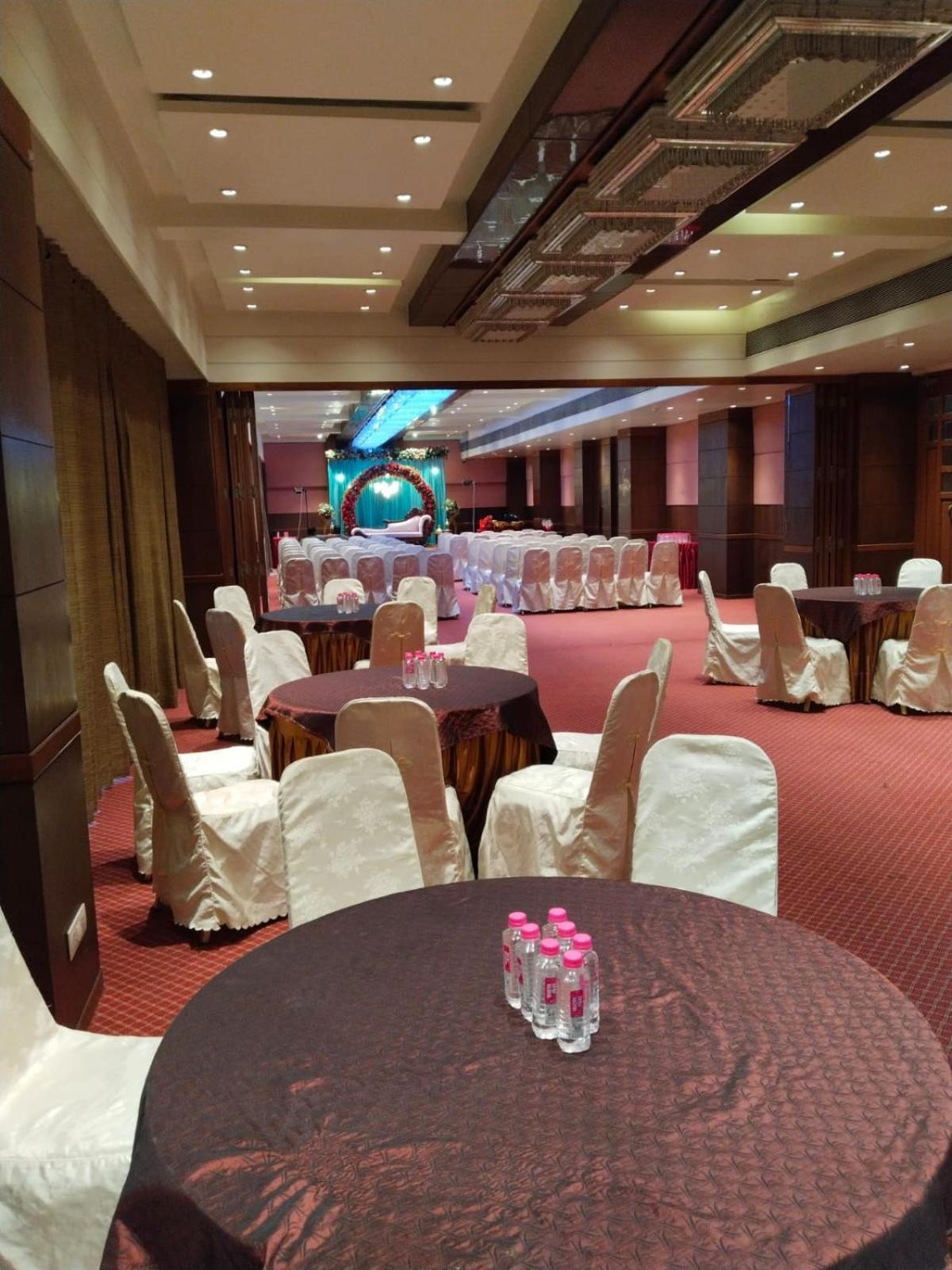 The President-A Boutique Hotel Ahmedabad Exterior photo
